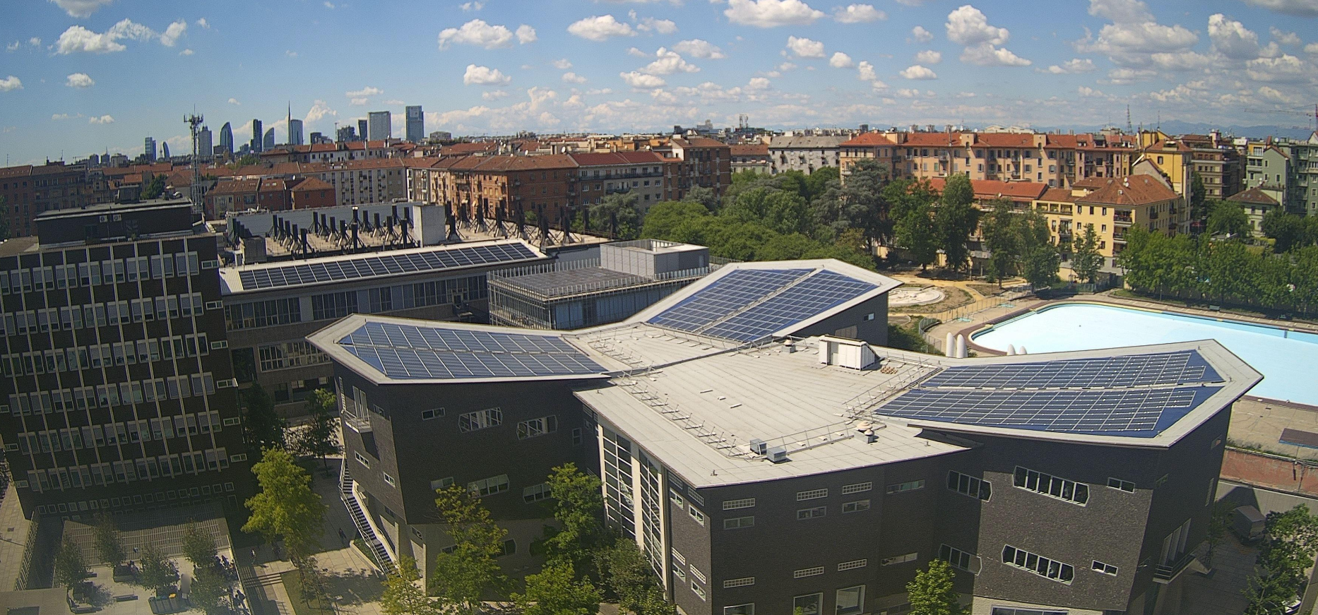 Pannello fotovoltaico sull'edificio del Trifoglio